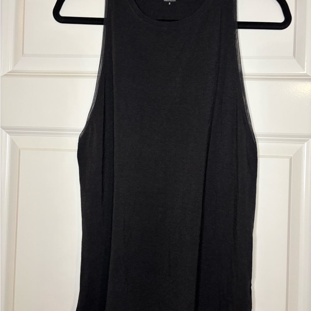 Black Sleeveless Top - Picture 1 of 5